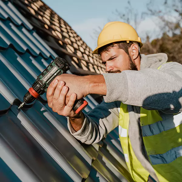 Why La Mesa Homeowners Choose Lamesa Roofing Repair for Steel Roof Repair Service?